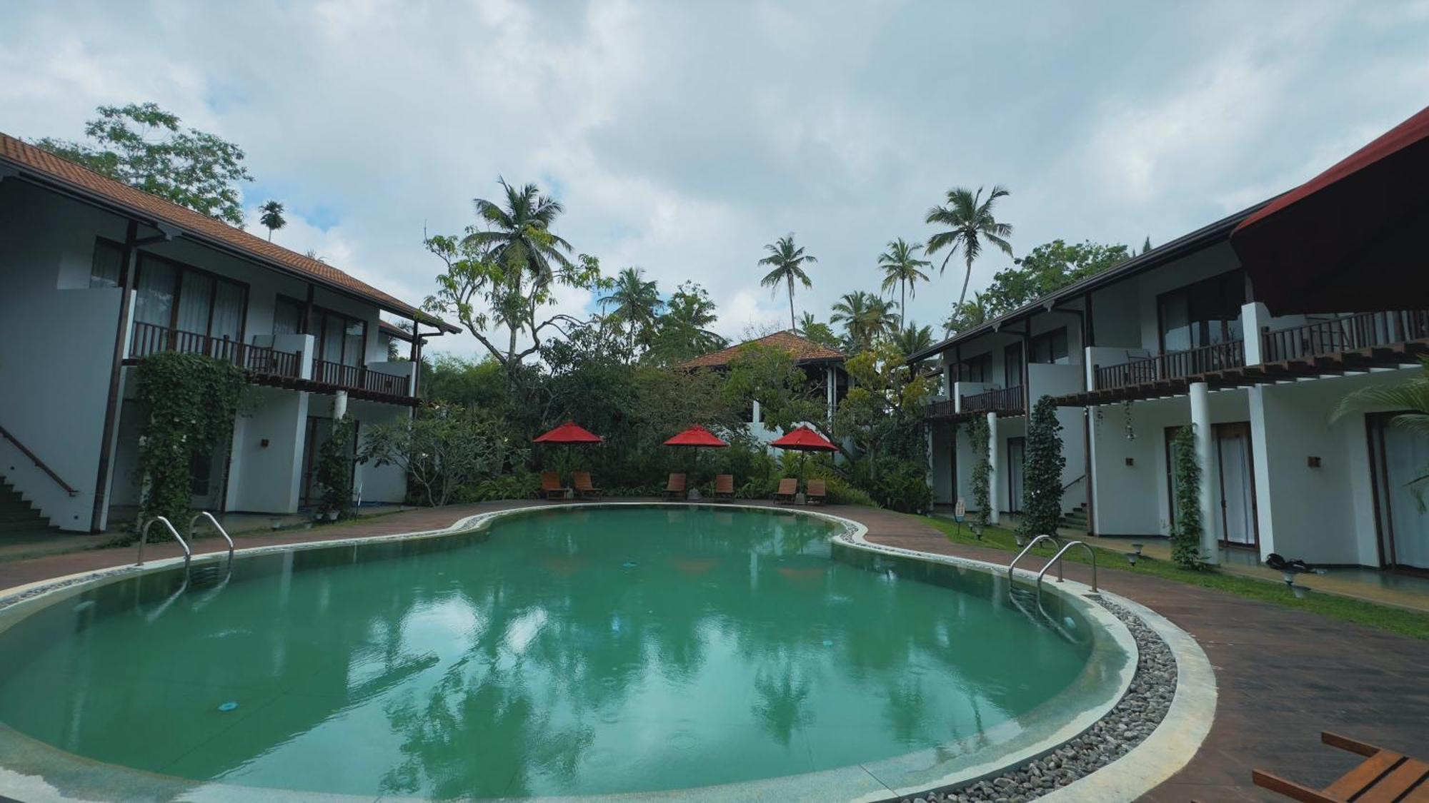 Palm Garden Ayurveda Resort アハンガマ エクステリア 写真